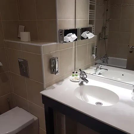 Le Synaya Hotel