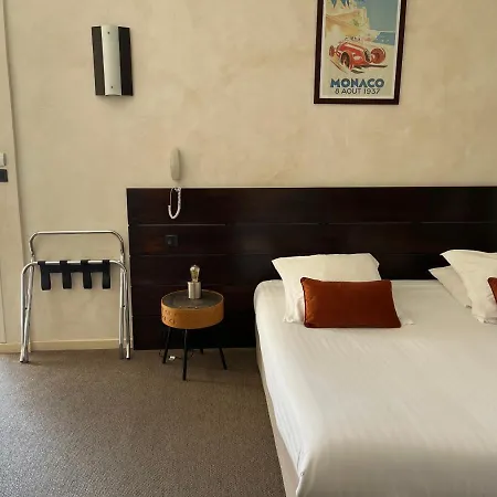 Hotel Le Synaya 3*