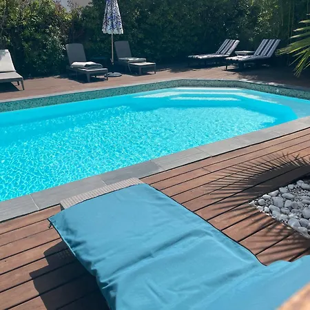 Le Synaya Hotel 3*